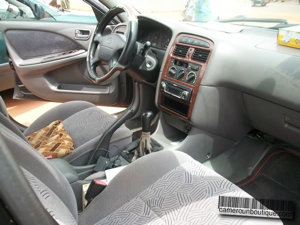 Location toyota Avensis à louer Douala — vue 2