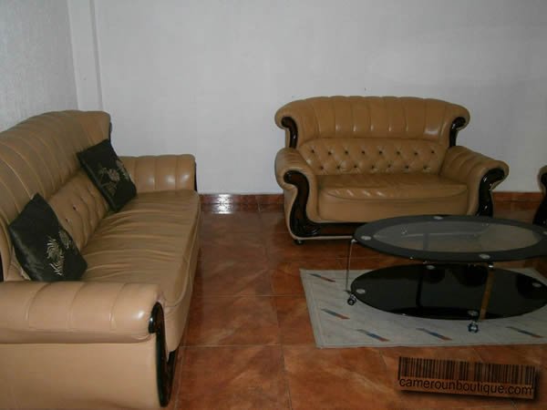 Appartement F3 meublé 2 chambres Douala Akwa Wouri — vue 1