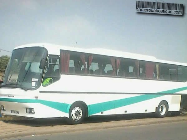 Location Bus Bova Climatisé 55 Places à Douala — vue 1