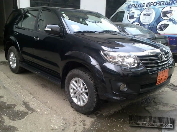 Location Toyota Fortuner à Douala — vue 1