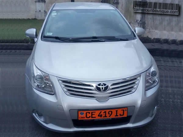 Location Toyota Avensis 2012 à Douala — vue 2