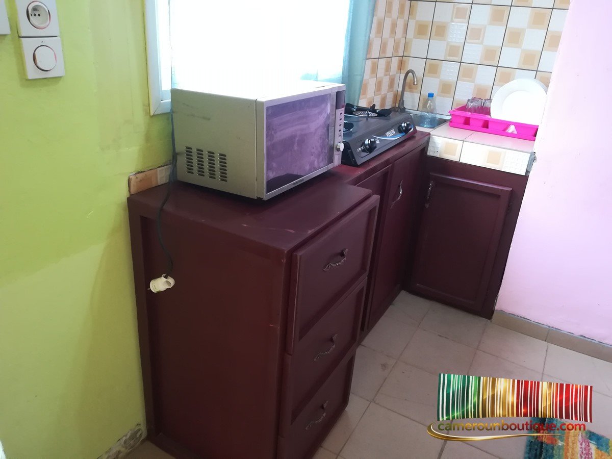 Studio meublé confortable à Mvog Ada Yaoundé avec climatisation Wifi – Image 5