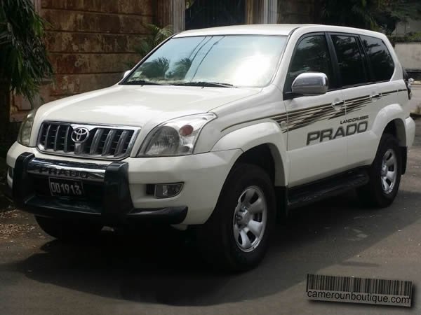 Location Land Cruiser Prado GXR à Douala — vue 1