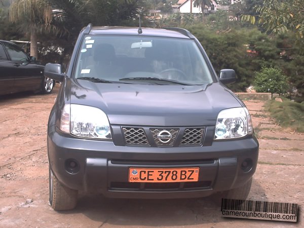 Location Nissan XTrail à louer à Douala — vue 1