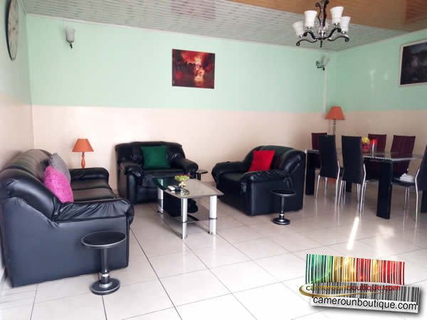 Studio meublé 1 chambre F2 à louer à Douala Bonapriso